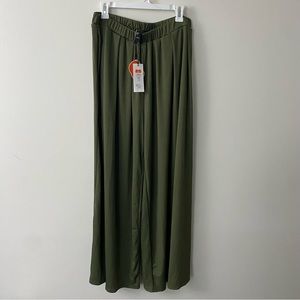 NWT Cider Wide Leg Elastic Waist Pants in Green 0X
